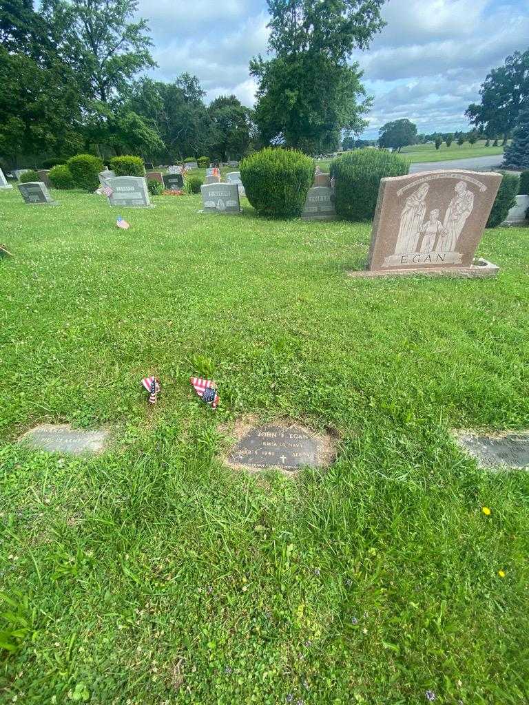 John F. Egan's grave. Photo 1