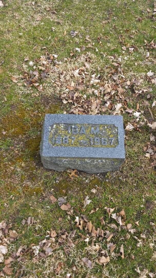 Ida M. King's grave. Photo 2