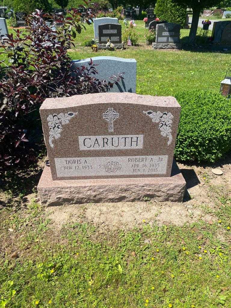 Robert A. Caruth Junior's grave. Photo 2