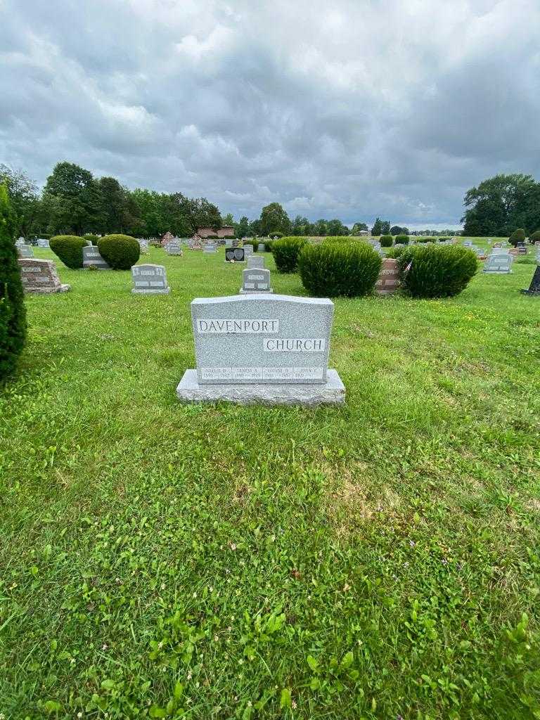 Nellie D. Davenport's grave. Photo 1