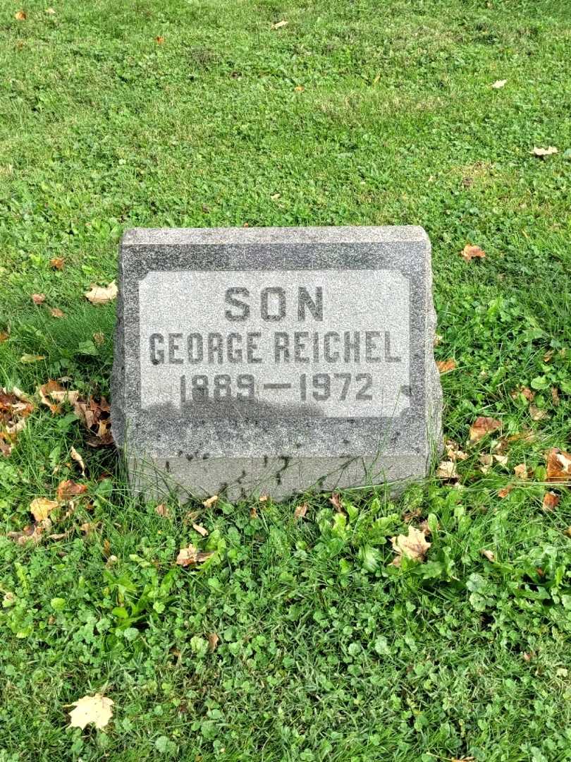 George Reichel's grave. Photo 2