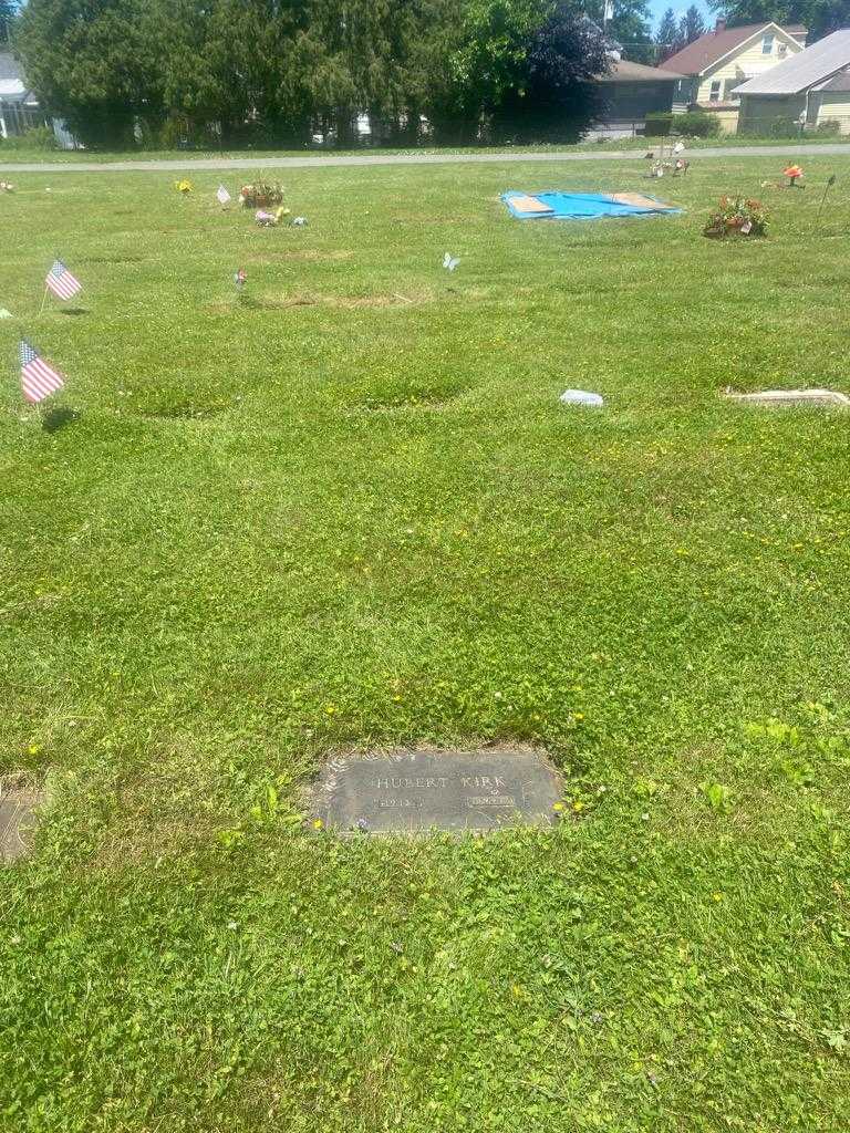 Hubert Kirk's grave. Photo 2