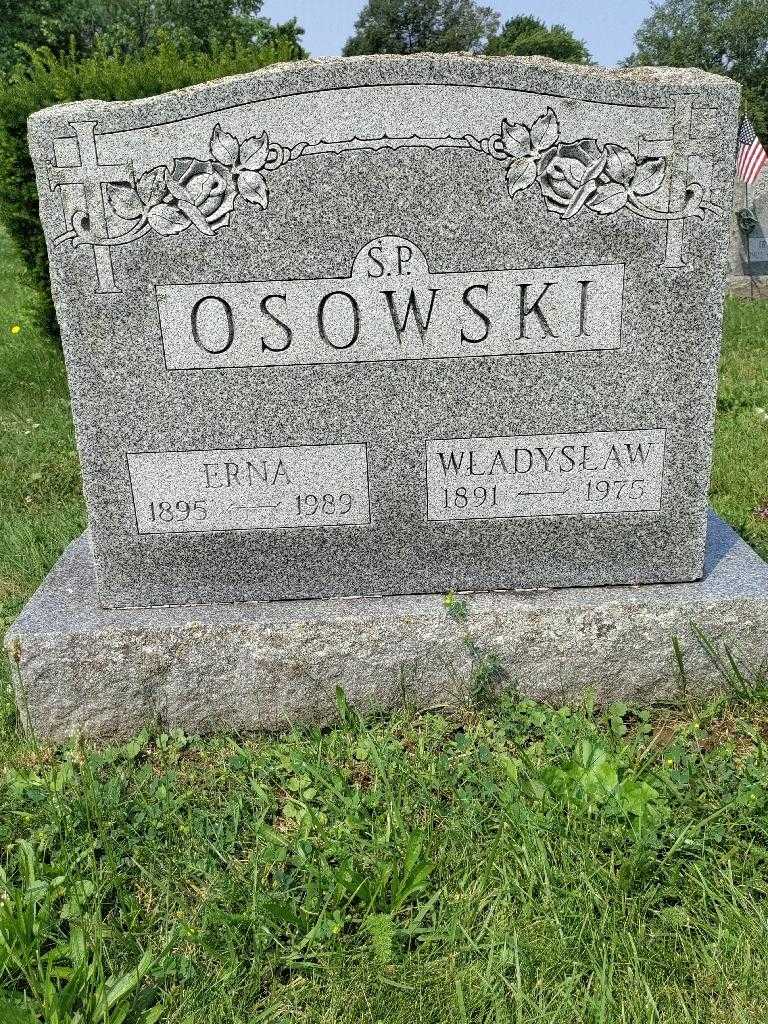 Erna Osowski's grave. Photo 2