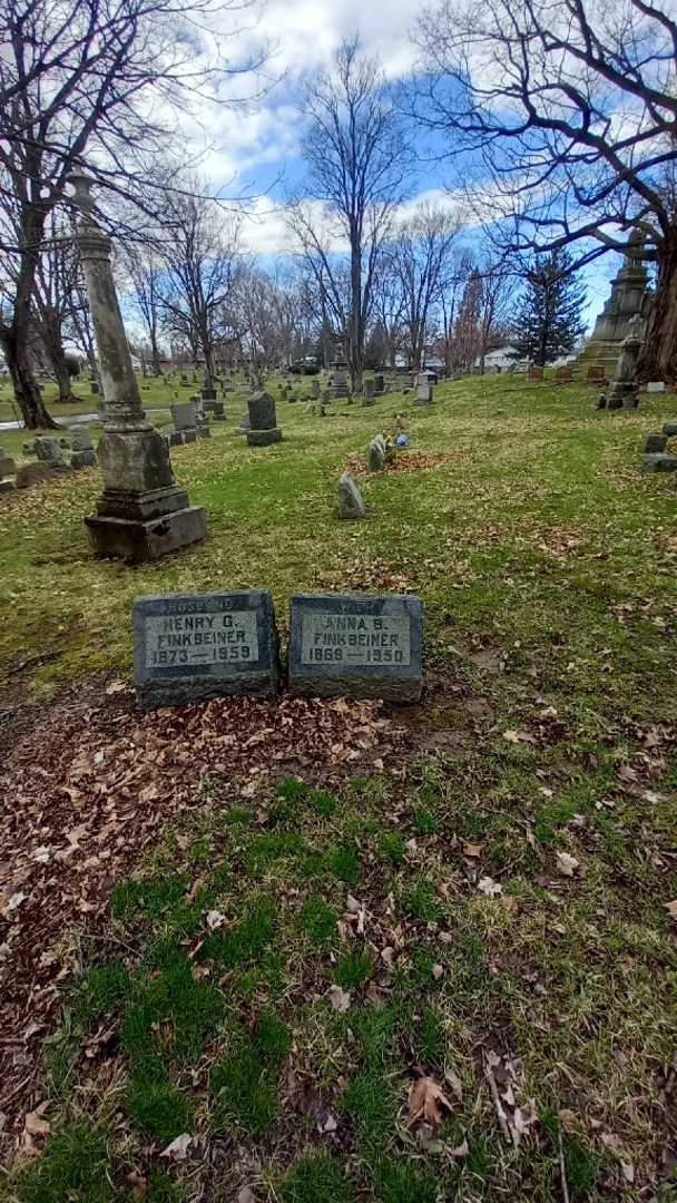 Anna B. Finkbeiner's grave. Photo 2