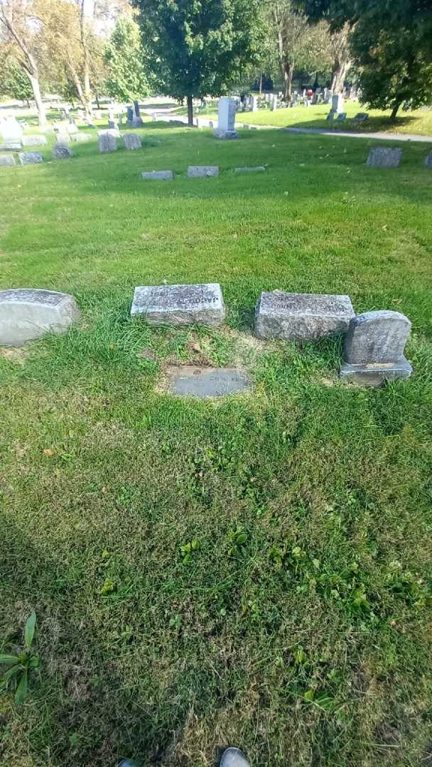 Lavinia Steward's grave. Photo 1