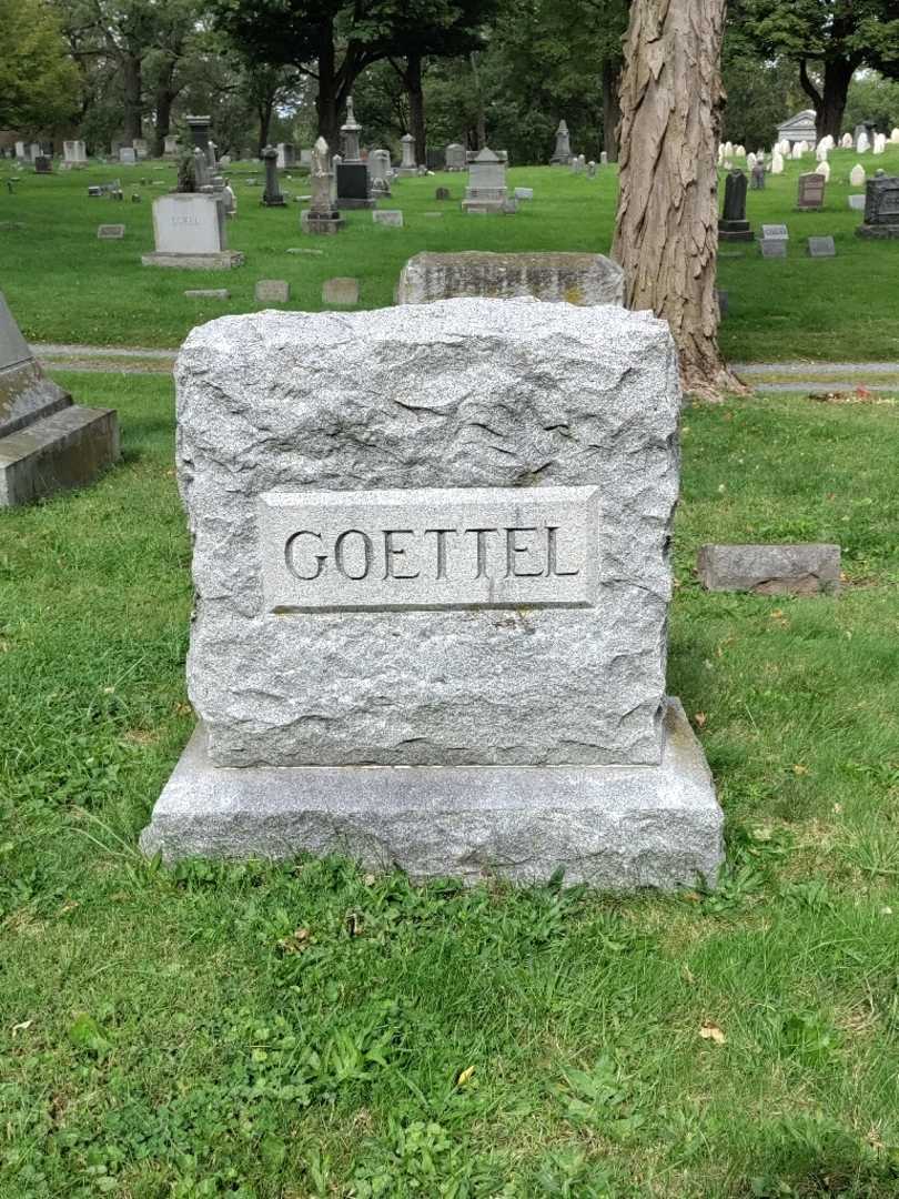William Goettel's grave. Photo 4