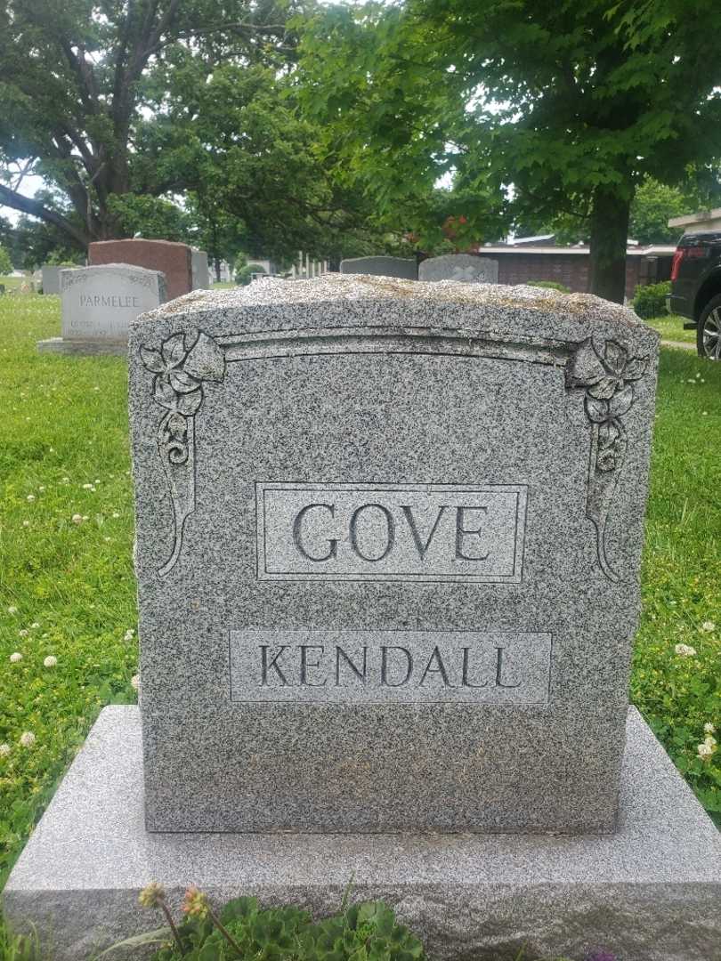 Henrietta M. Gove's grave. Photo 4