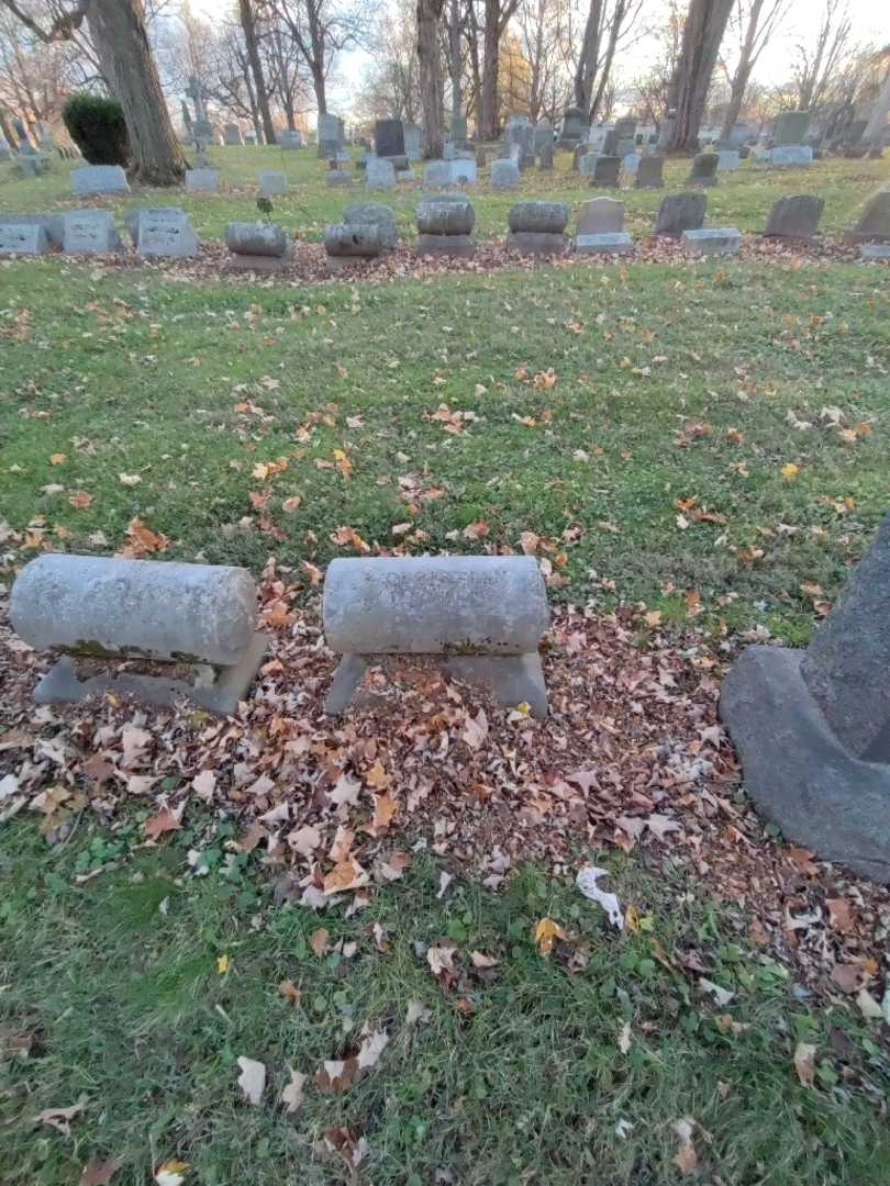 Christian Eagle's grave. Photo 1