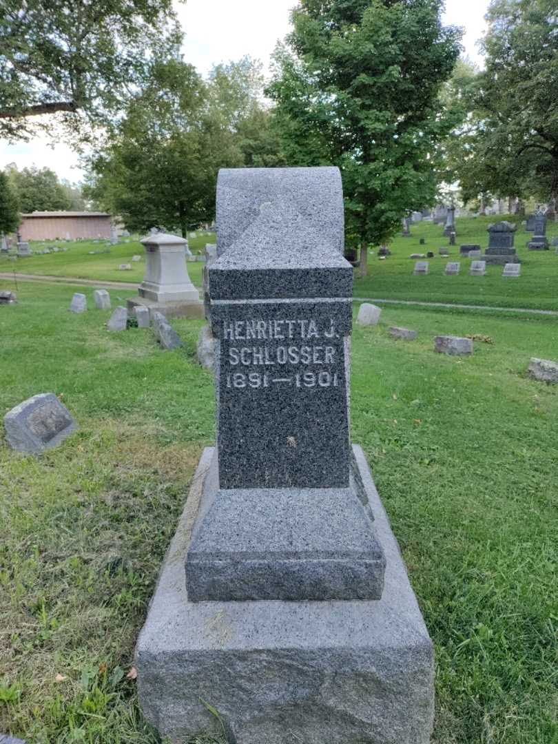 Henrietta J. Schlosser's grave. Photo 2