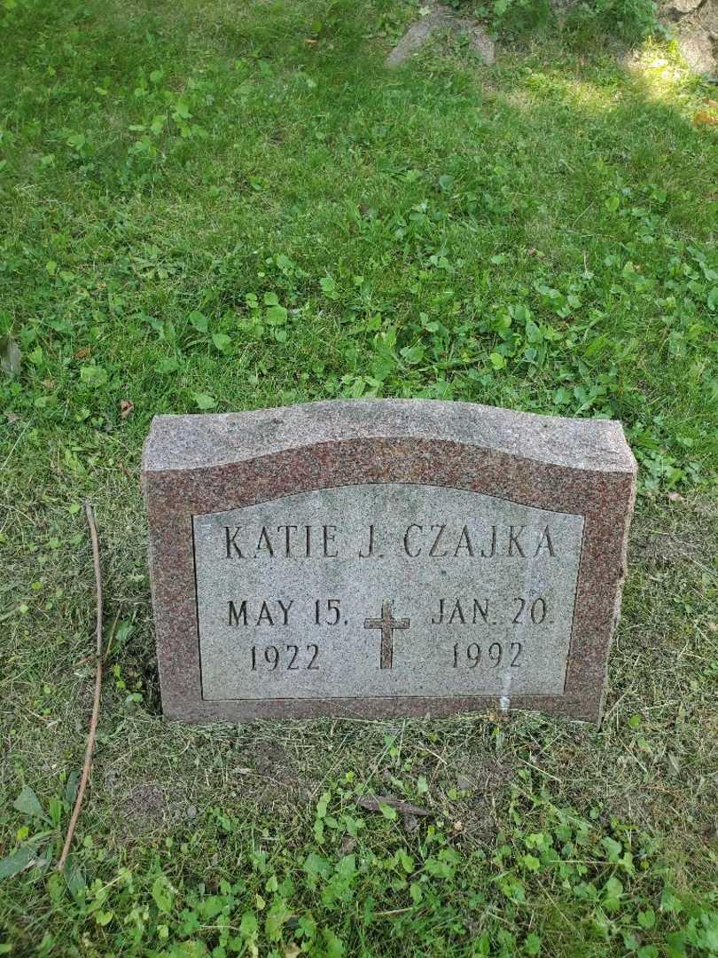 Katie J. Czajka's grave. Photo 3