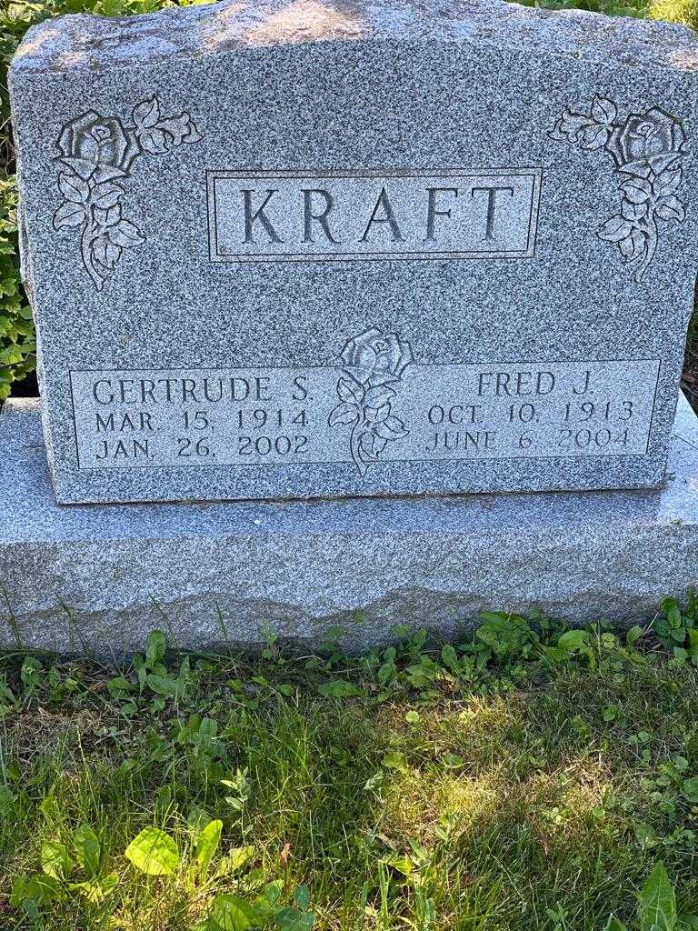 Fred J. Kraft's grave. Photo 3