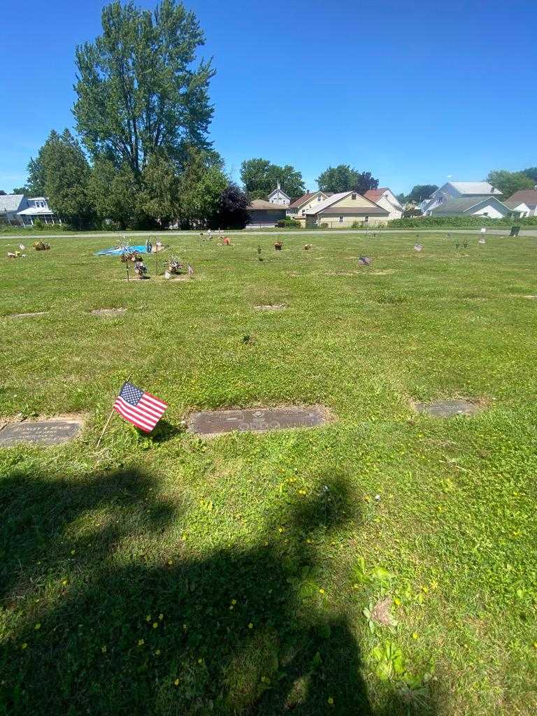 Marie Oddo's grave. Photo 1