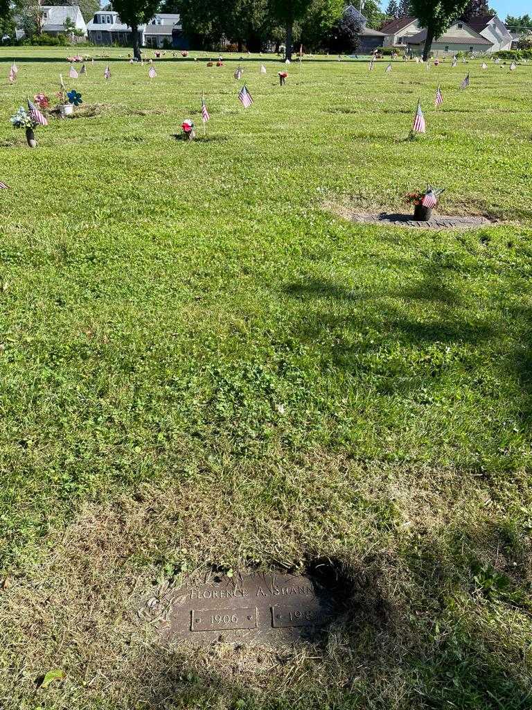 Florence A. Shannon's grave. Photo 3