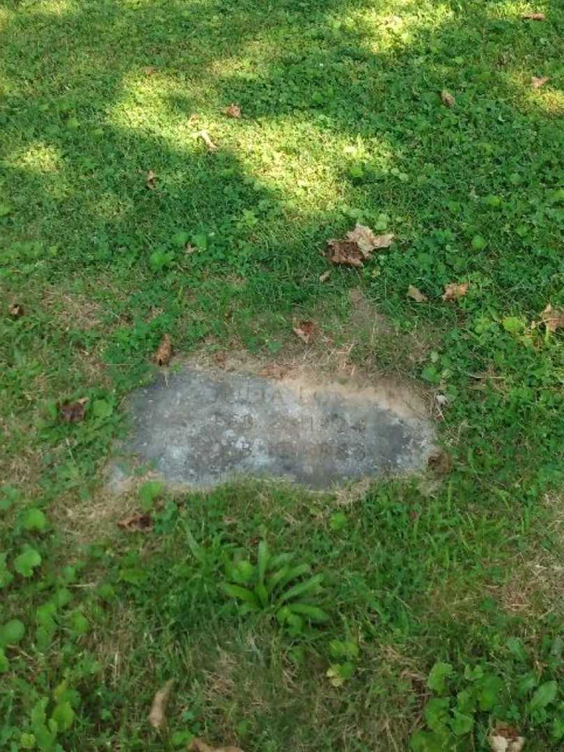 Julia Long's grave. Photo 3
