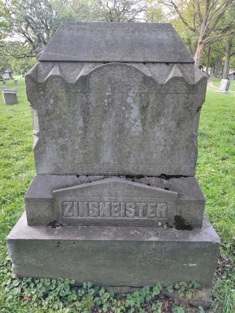 Louise Zinsmeister's grave. Photo 4