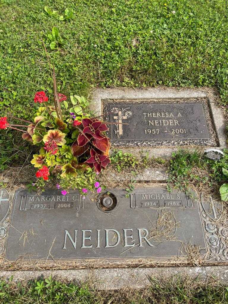 Theresa A. Neider's grave. Photo 3