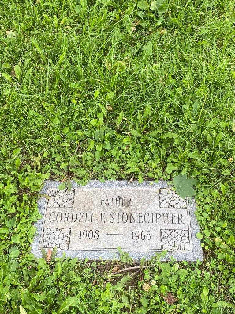 Cordell F. Stonecipher's grave. Photo 2