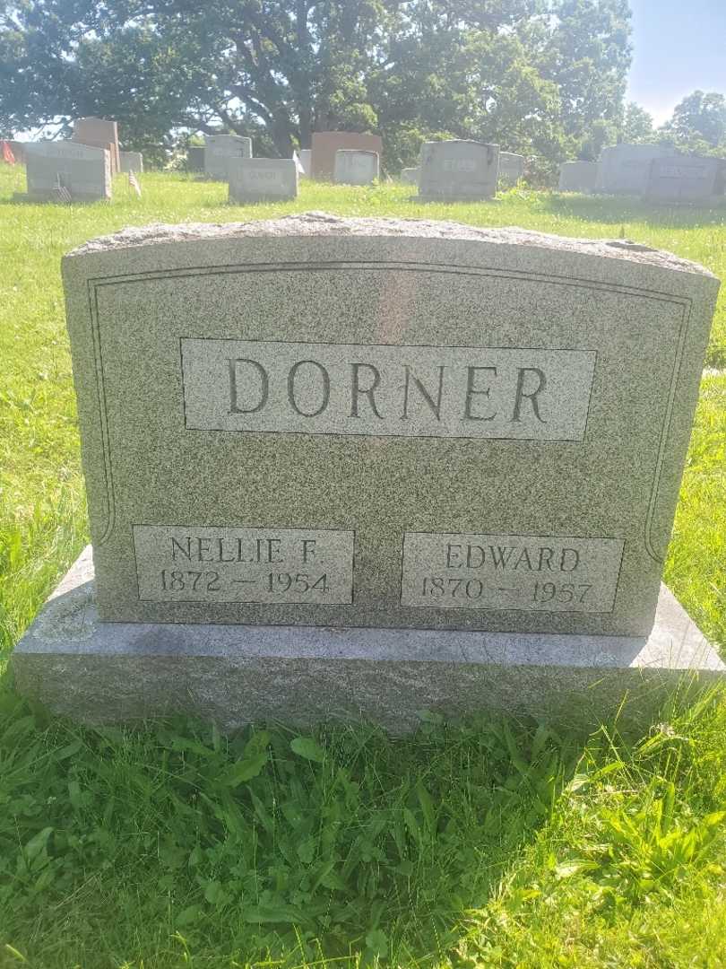 Nellie F. Dorner's grave. Photo 3