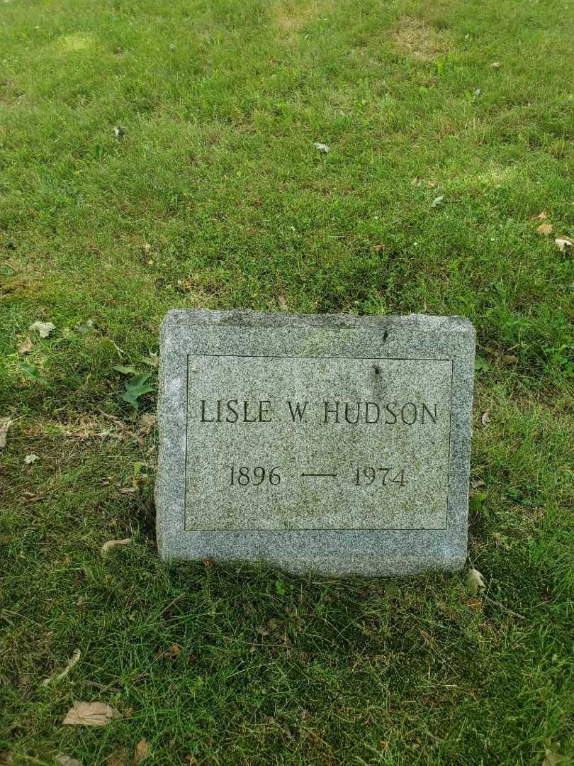 Lisle W. Hudson's grave. Photo 2