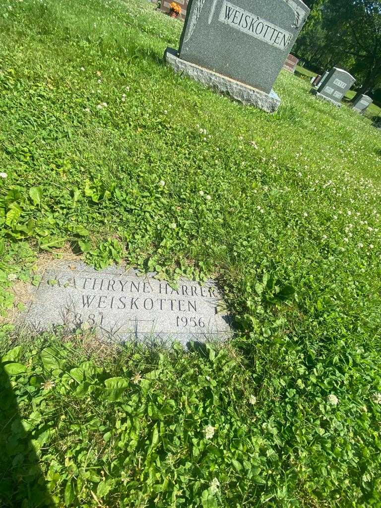 Kathryne Harrer Weiskotten's grave. Photo 1