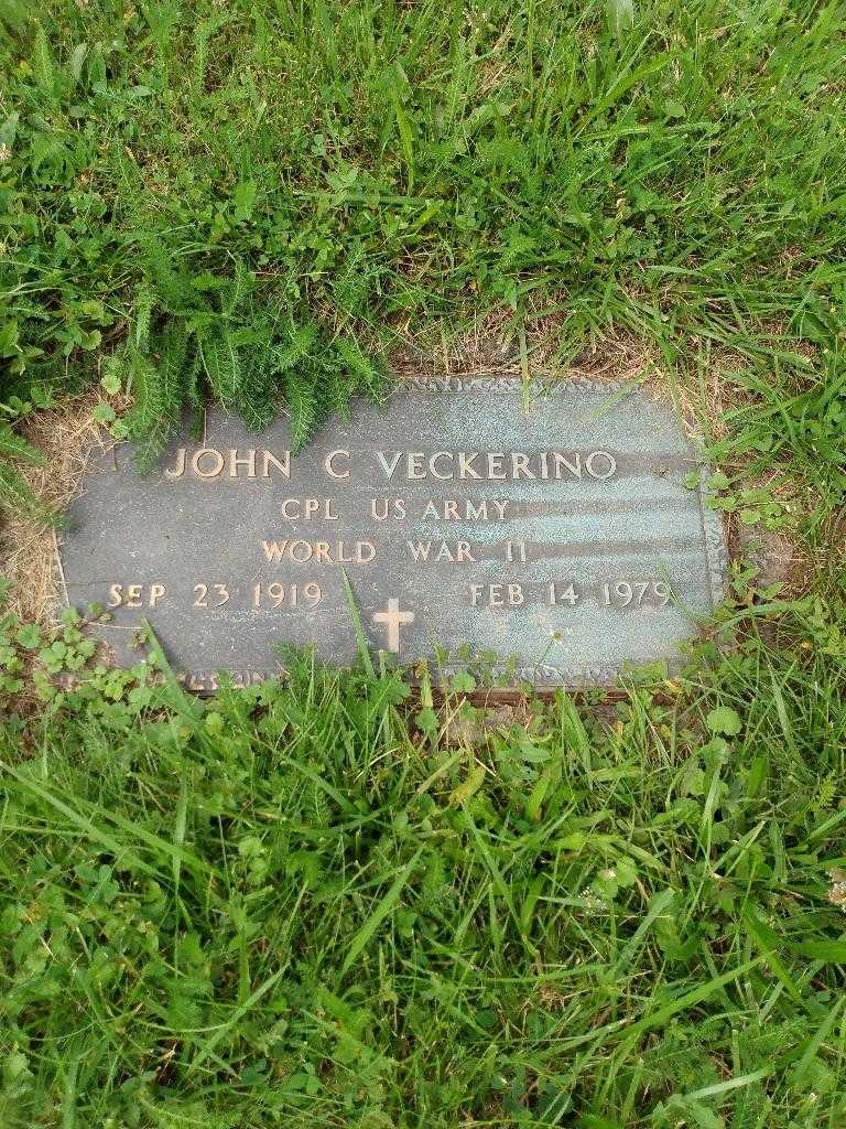 John C. Veckerino's grave. Photo 4