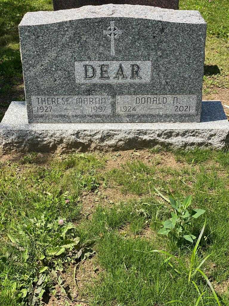 Therese Martin Dear's grave. Photo 3