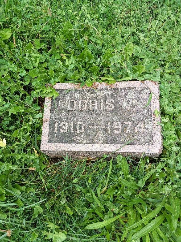 Doris V. Metzger's grave. Photo 1