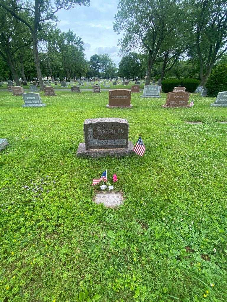 Sherry L. Smith's grave. Photo 1