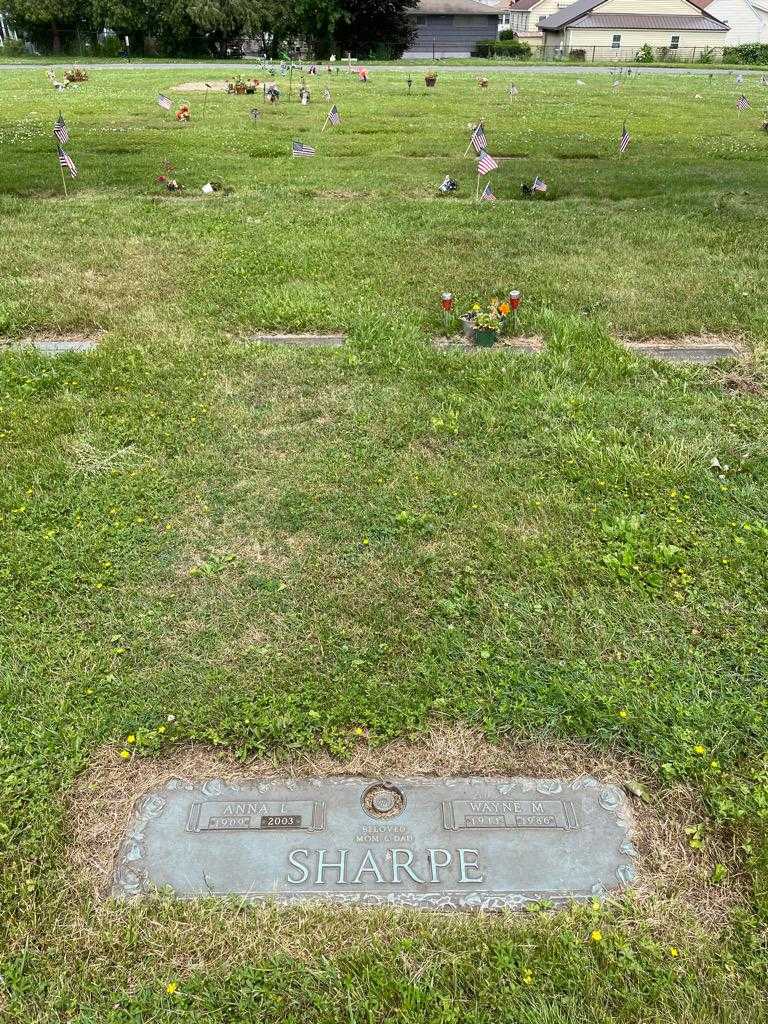 Anna L. Sharpe's grave. Photo 2