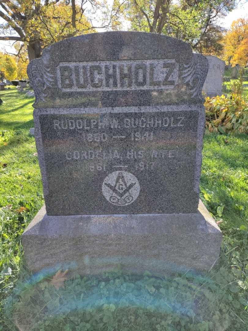 Cordelia O. Buchholz's grave. Photo 3