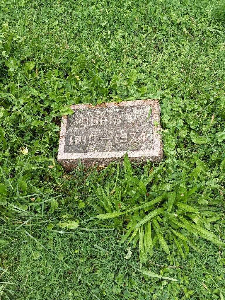 Doris V. Metzger's grave. Photo 2