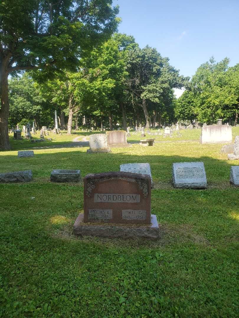 Emil G. Nordblom's grave. Photo 1