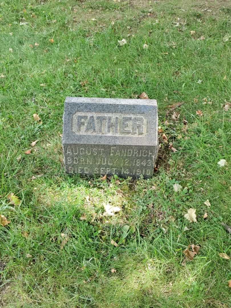 Ruth E. Hoffman's grave. Photo 2