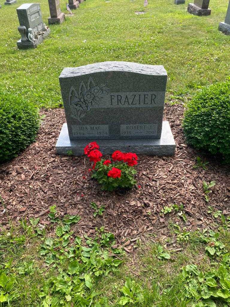 Ida Frazier Mae's grave. Photo 2