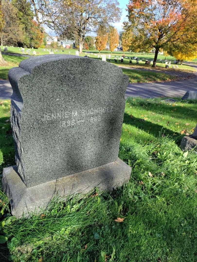 Jennie M. Buchholz's grave. Photo 2