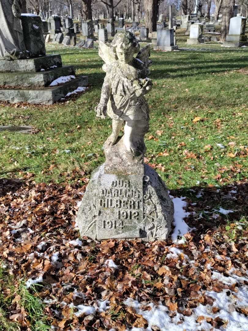 Gilbert R. Armbruster's grave. Photo 2