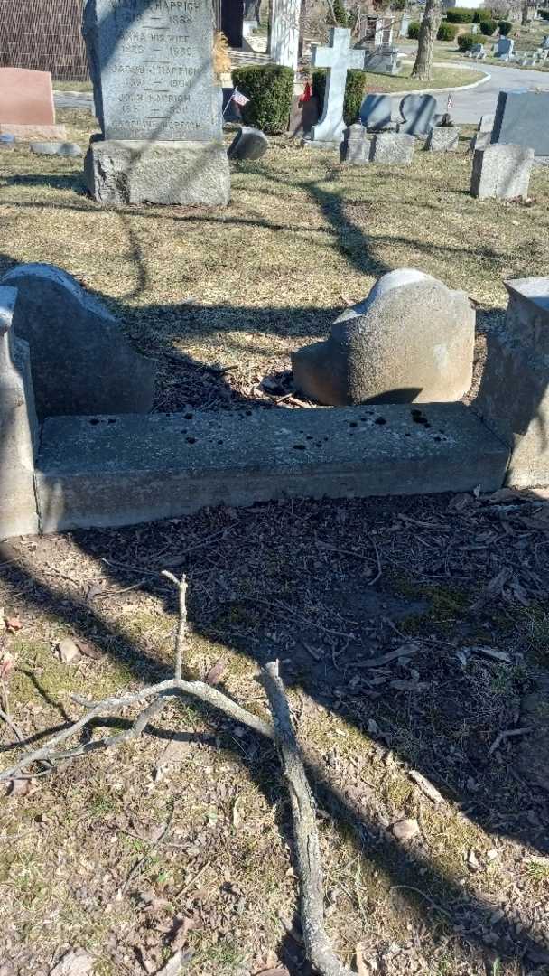 Jay A. Happich's grave. Photo 5