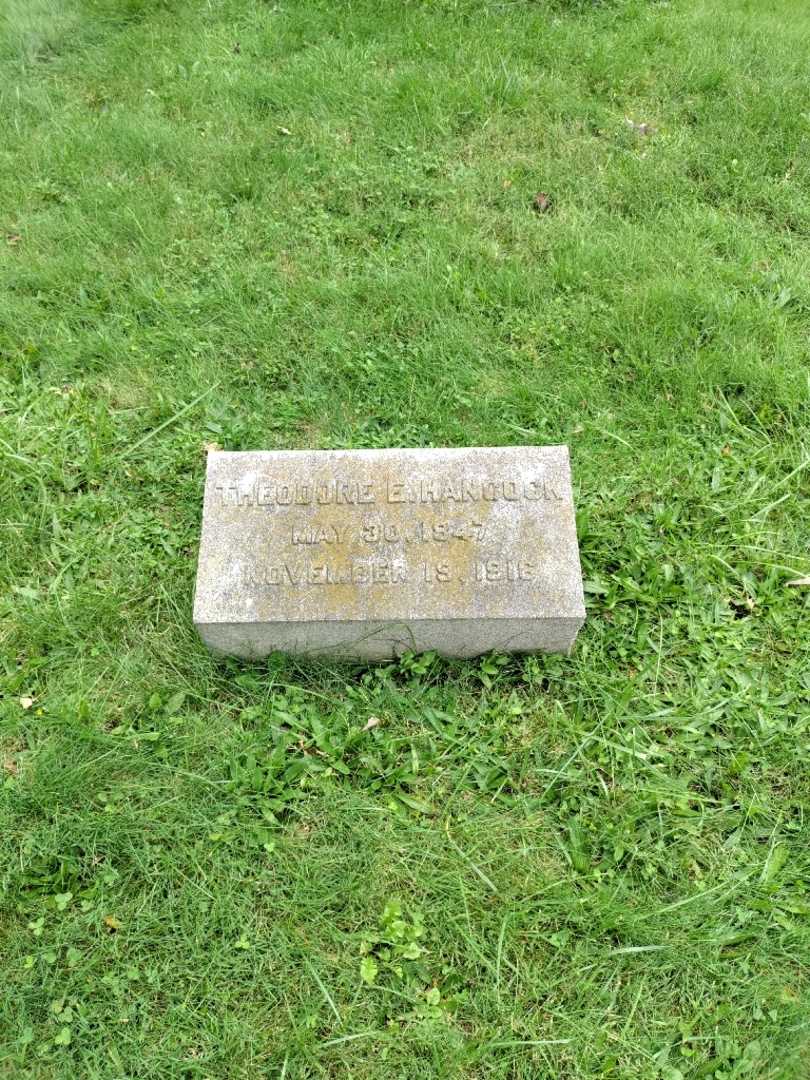 Theodore E. Hancock's grave. Photo 2