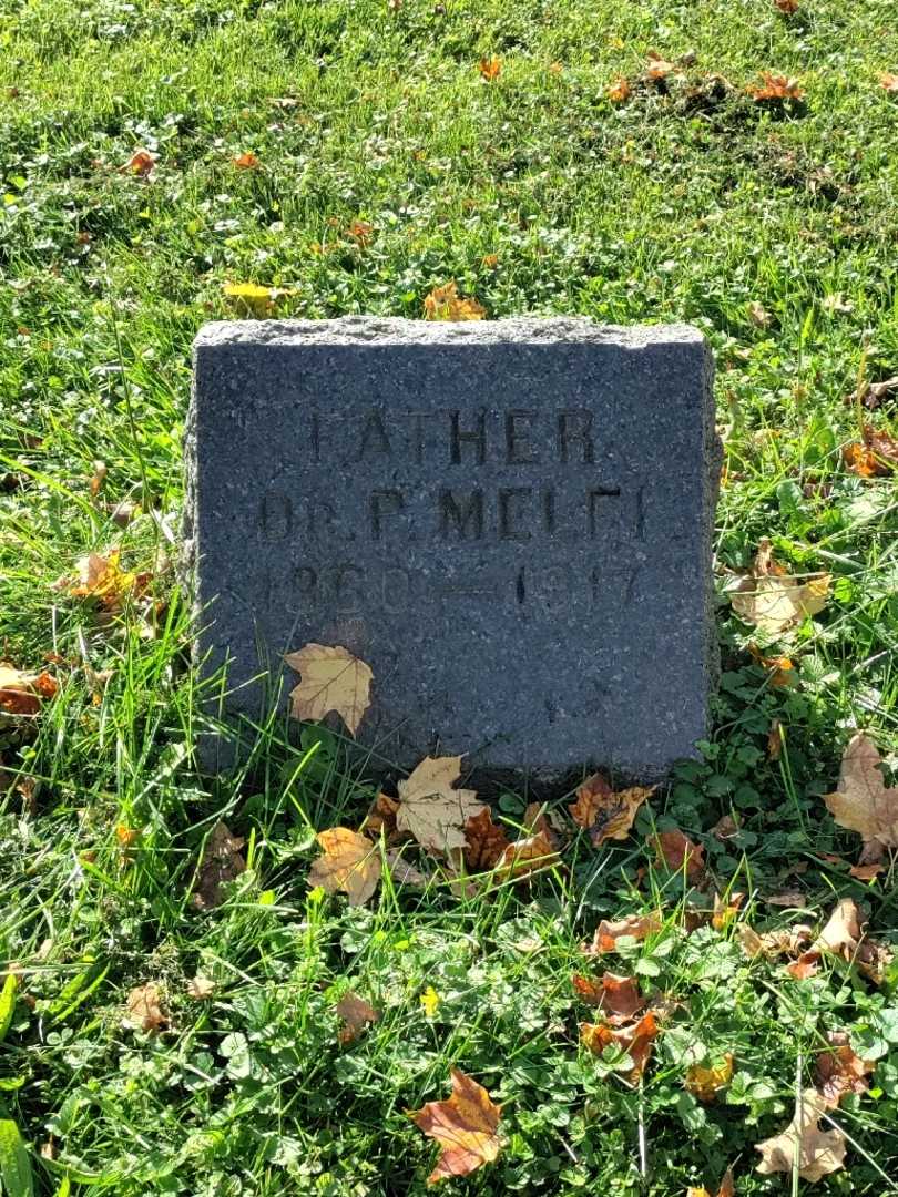 Doctor Peppina Melfi's grave. Photo 3