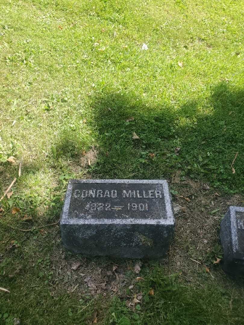 Conrad Miller's grave. Photo 3