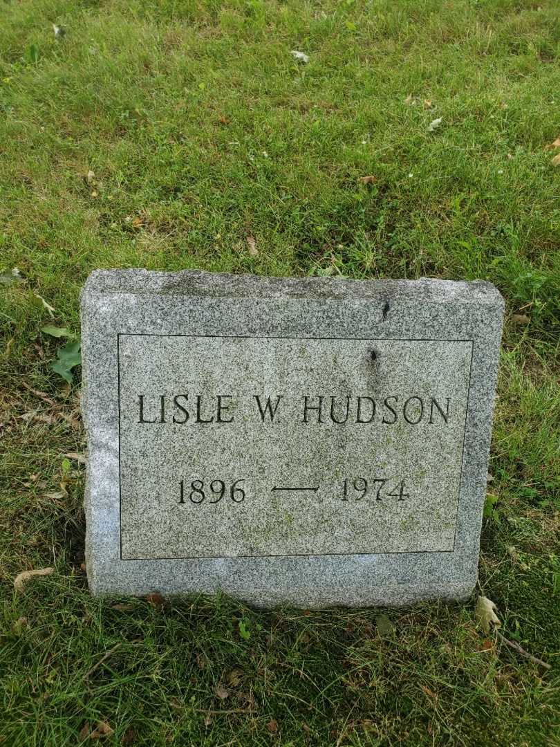 Lisle W. Hudson's grave. Photo 3