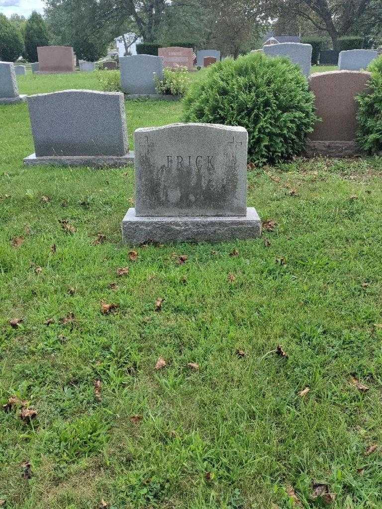 William Frick's grave. Photo 2