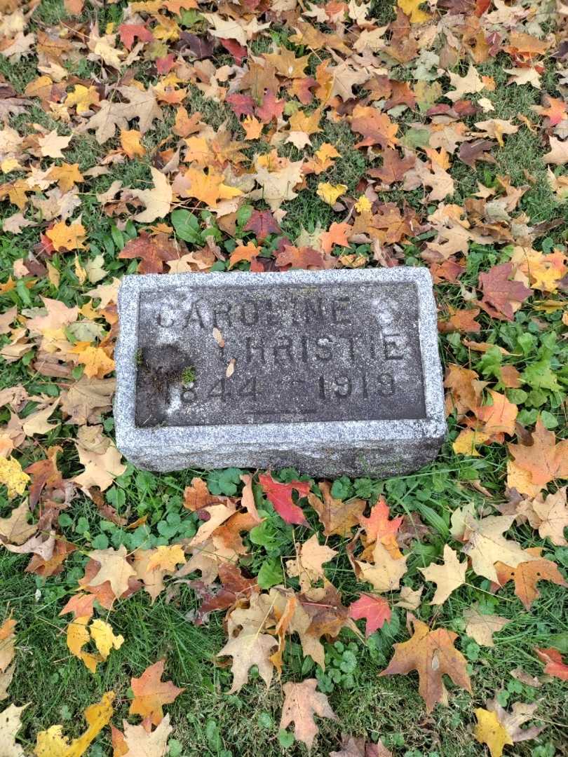 Caroline Christie's grave. Photo 2