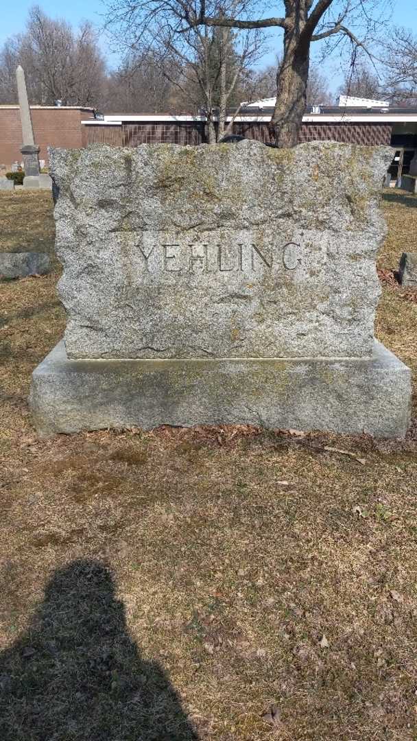 Ruth O'Connor's grave. Photo 5