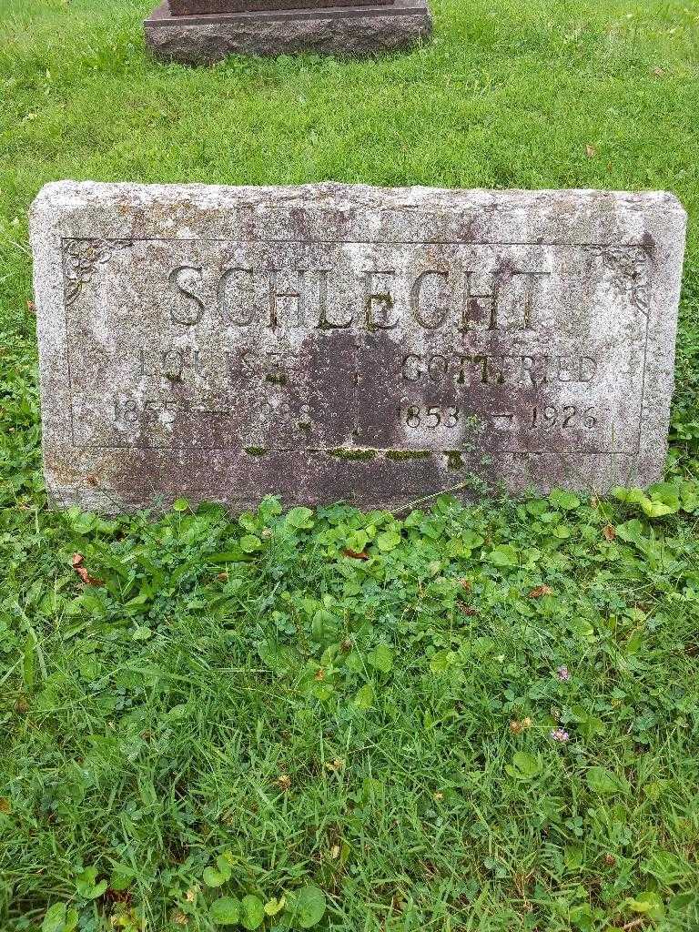 Gottfried Schlecht's grave. Photo 2