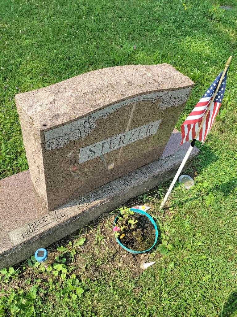 George E. Sterzer Junior's grave. Photo 1