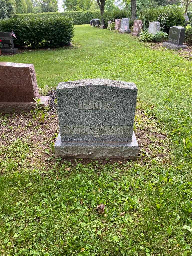 John Feola's grave. Photo 2