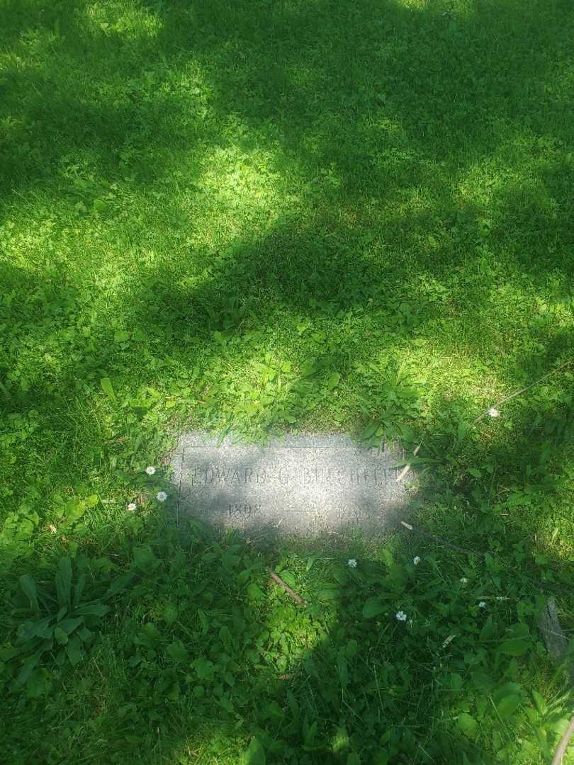 Edward G. Buecheler's grave. Photo 3