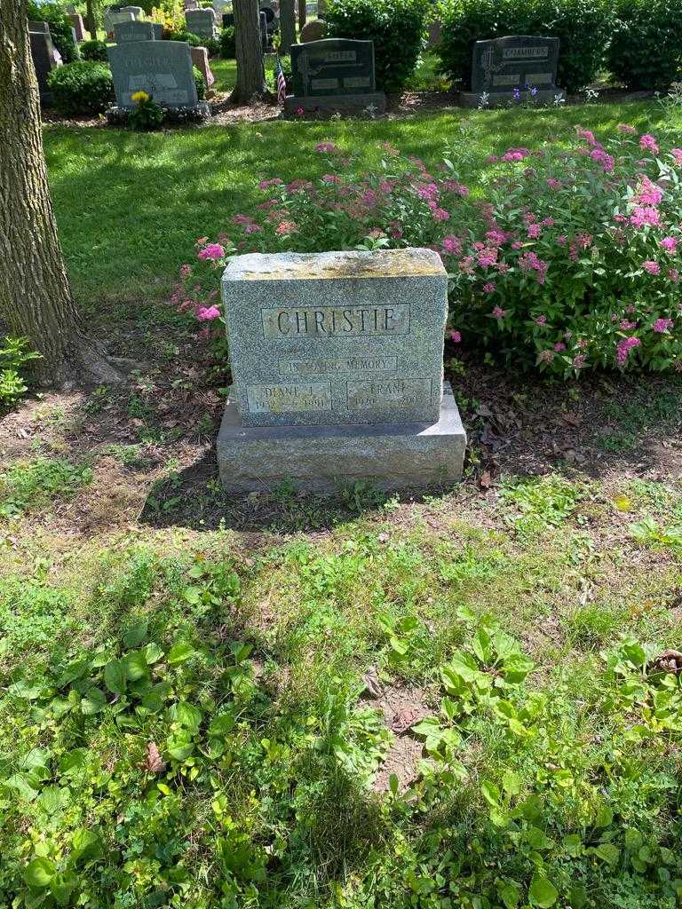 Frank Christie's grave. Photo 2