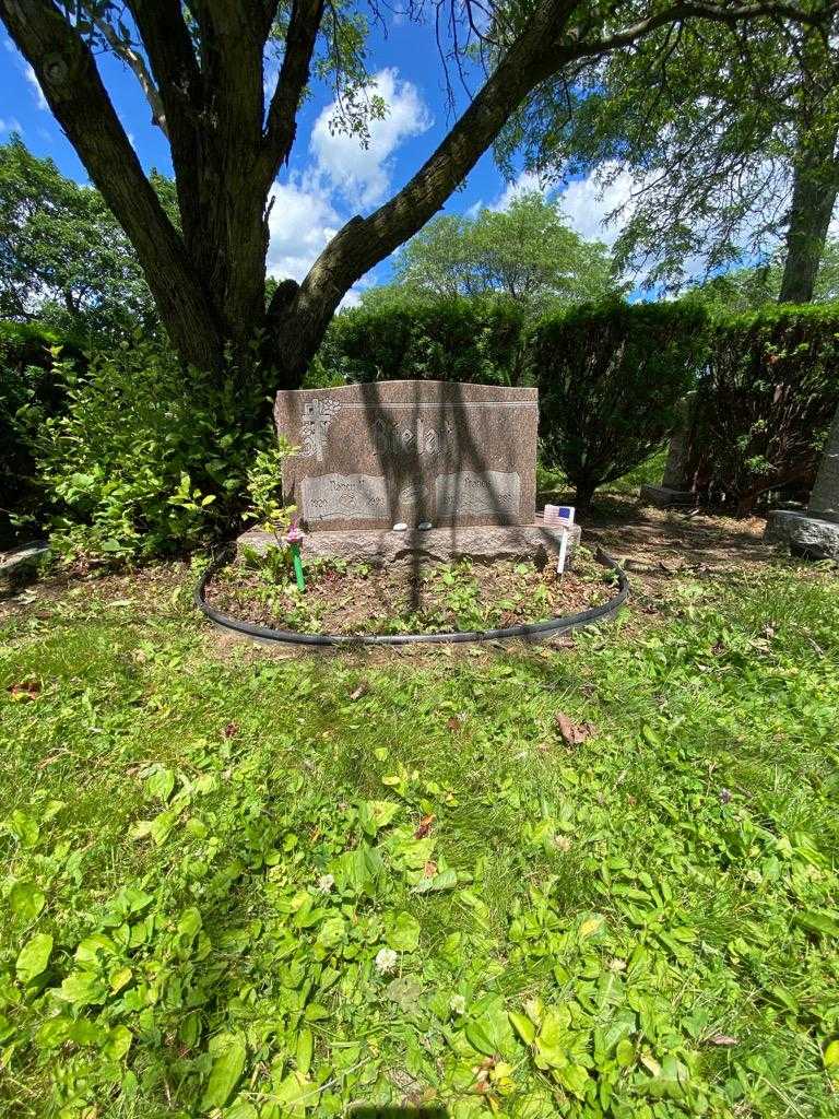 Francis Bielat's grave. Photo 1